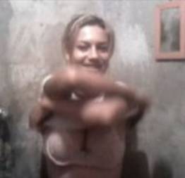 Cleuza dando no banheiro!